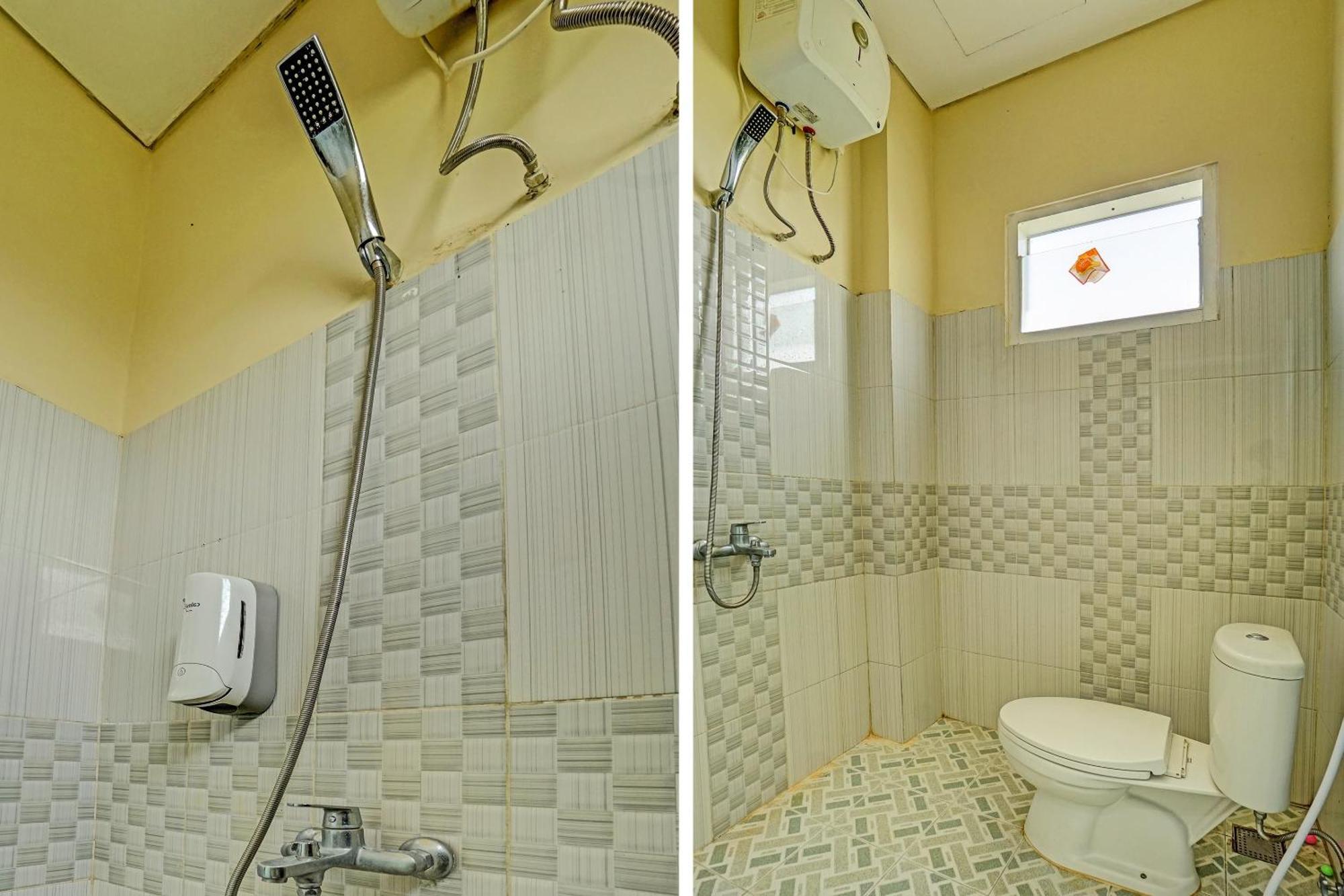 Oyo 91825 Ayu Lestari Homestay Nganjuk Экстерьер фото